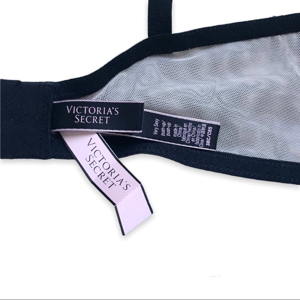 NEW! Victoria’s Secret black push-up bra with lace top attached - Picture 13 of 16